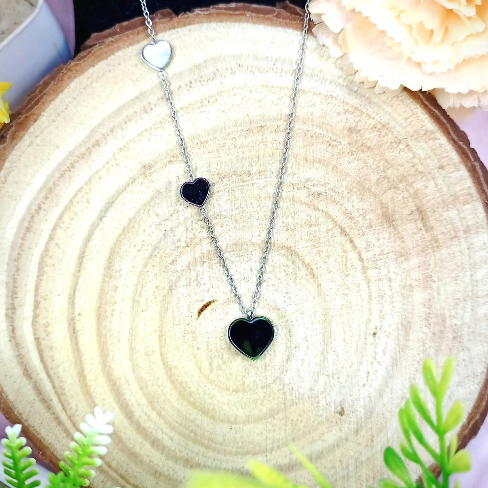 BLACK AND PEARL STONE HEART PENDANT NECKLACE - SILVER