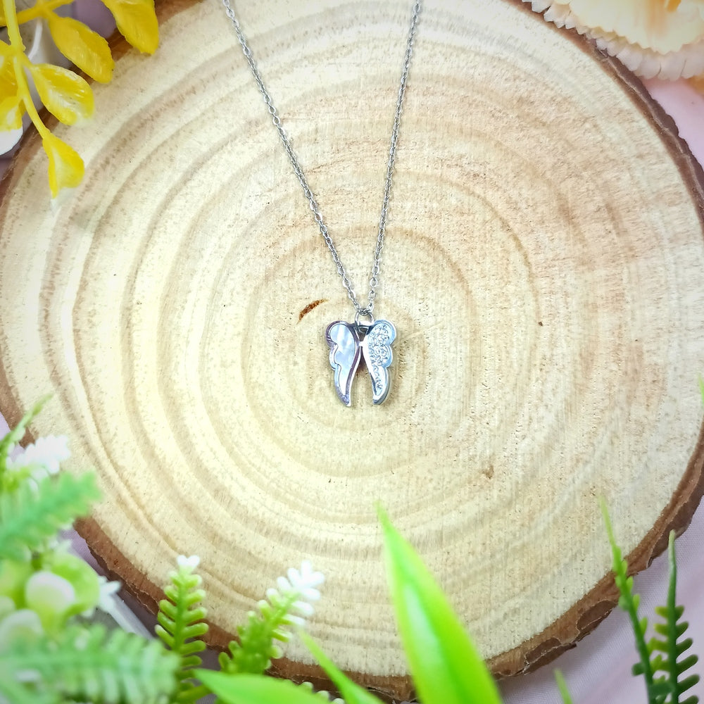 MOTHER OF PEARL AND STONE BUTTERFLY NECKLACE-SILVER